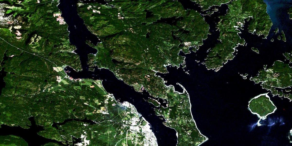 Karte vancouver island satelītu